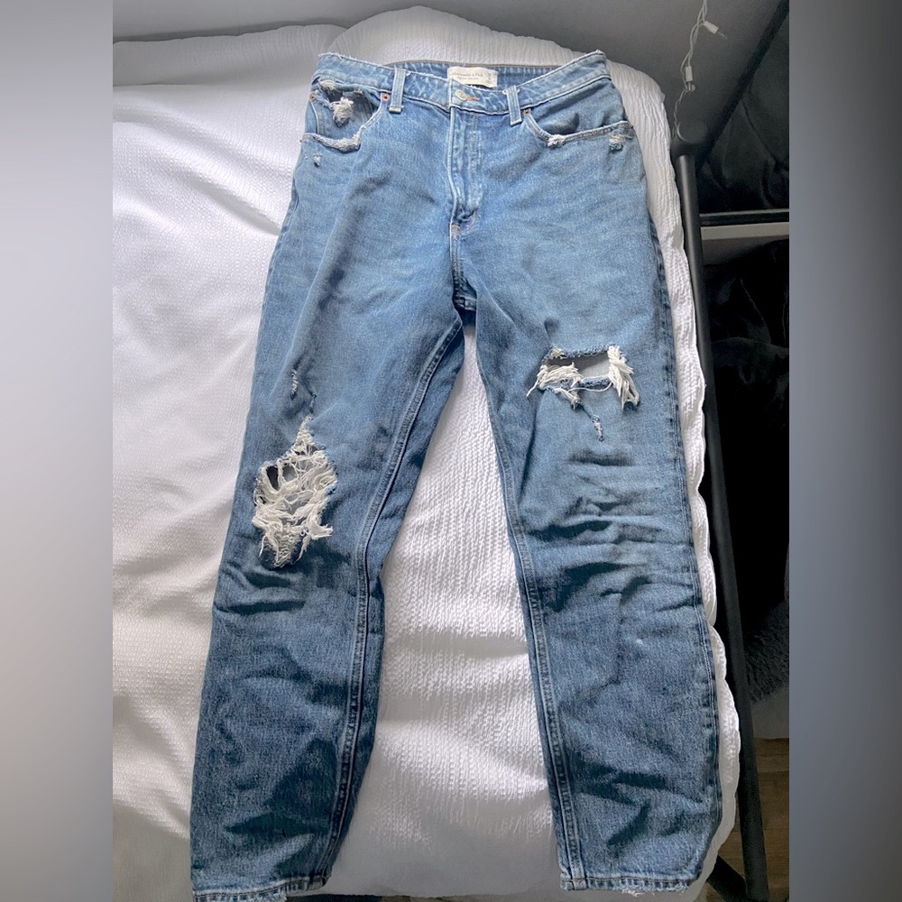 Abercrombie High Rise Mom Jeans - Curve Love
